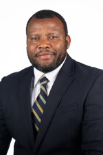 Christopher Laken headshot